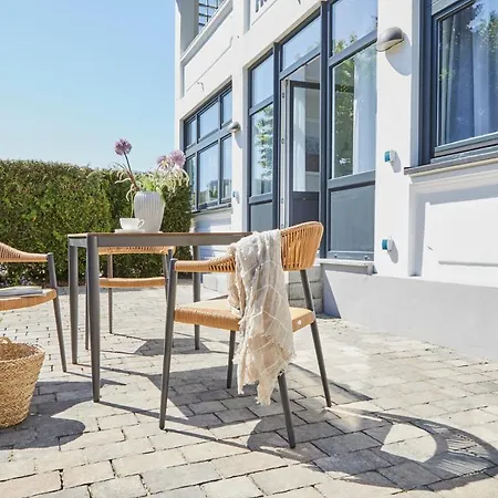 Haus Ostsee * Goehren (Ruegen)